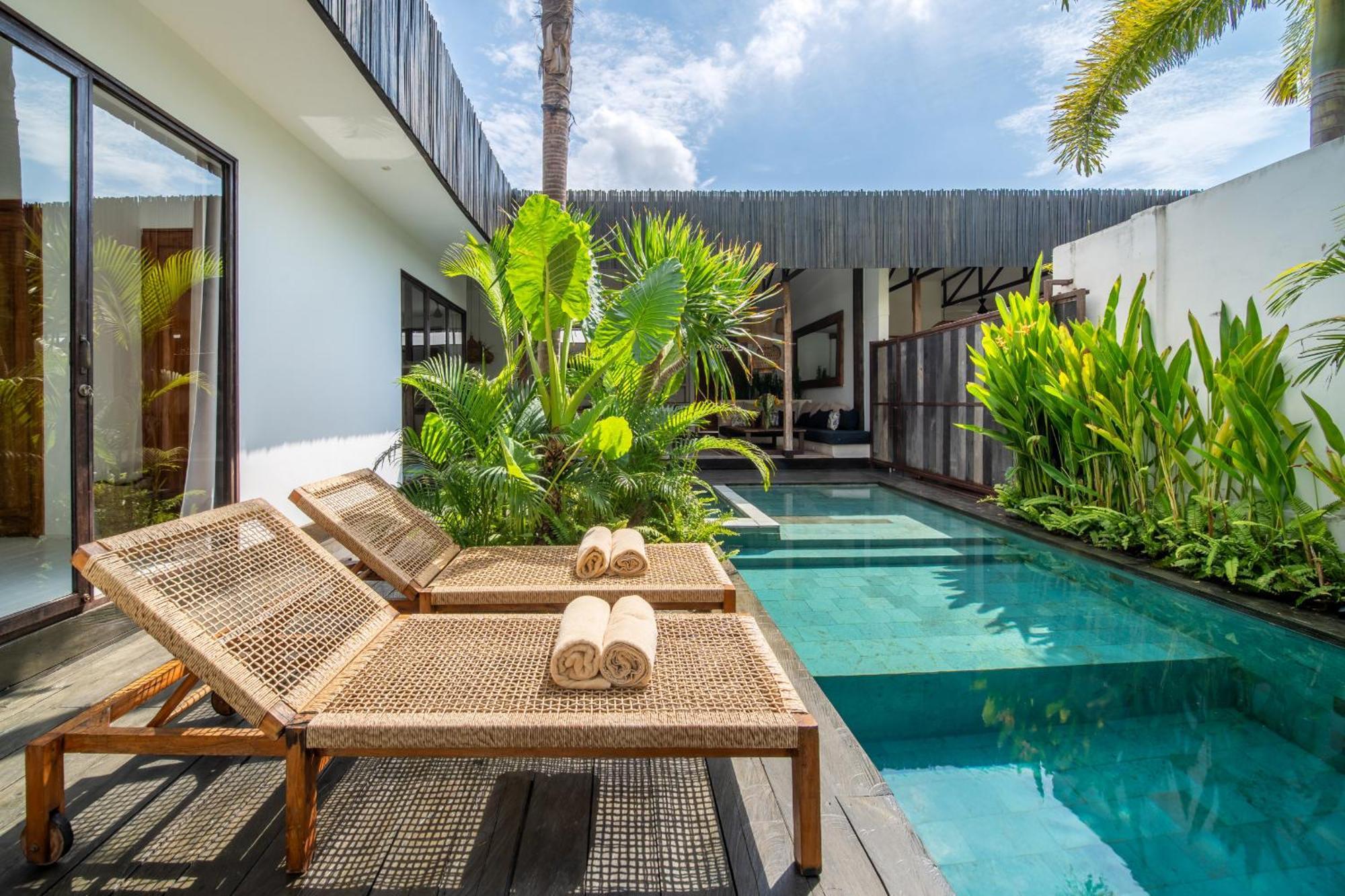 Villa Yogi Surf 3 Canggu Bagian luar foto